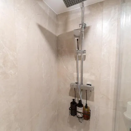 Downtown Duplex, Clim, 15 Min Walk To The Sea * Nizza